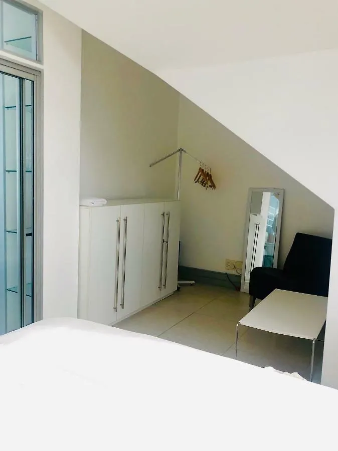 Roeland Square Apartment Cape Town